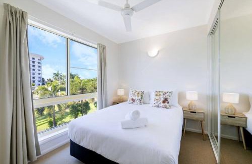 Cullen Bay Apartment | Lifestyle Rich Waterfront Residence with Bay Views