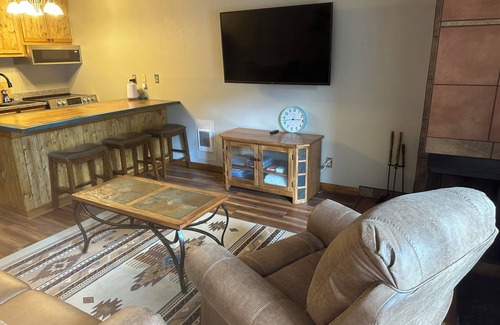 Red River Condo | Lifts West G8 in Red River NM