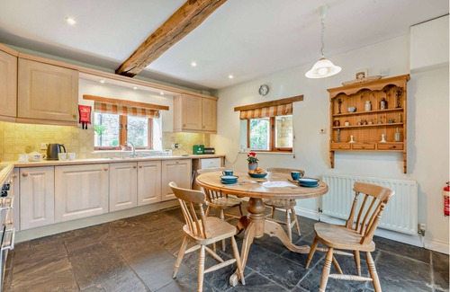 Ilmington Cottage | Light and airy dog friendly barn conversion - Cider Press Cottage