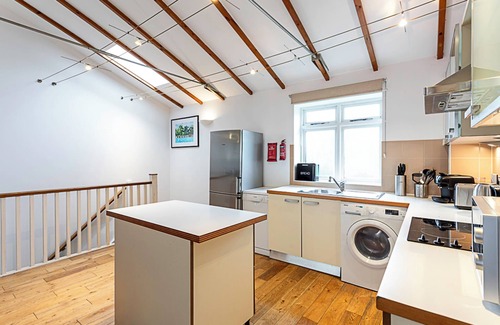 Hackney House | Light and Airy Upside Down House in Boho Hackney