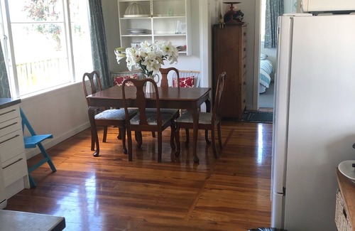 Waverley House | Light and Clean Family Friendly Three Bedroom Bach