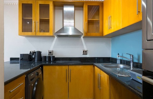 Durban Point Apartment | Light and Lovely Gem G710