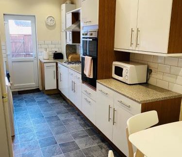 Poulton-le-Fylde Apartment | Light And Spacious Highcross Apartment
