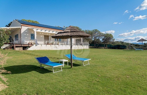 Olbia Villa | Light Bay house with direct access to the sea and private beach - SARDINIA UNLIMITED