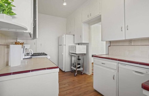 Hillcrest House | Light & Bright Spanish-Style Beauty, 3 min to Zoo!