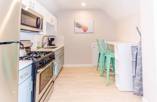 Normal Heights Apartment | Light, bright studio