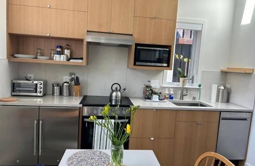 El Cerrito House | Light filled 1 bed, 1 bath ADU