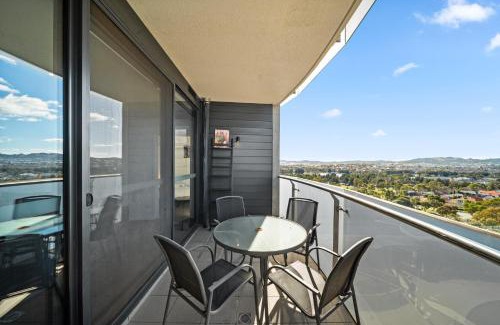 Gungahlin Apartment | Light-Filled 1-Bed Apartment with Pool & Gym