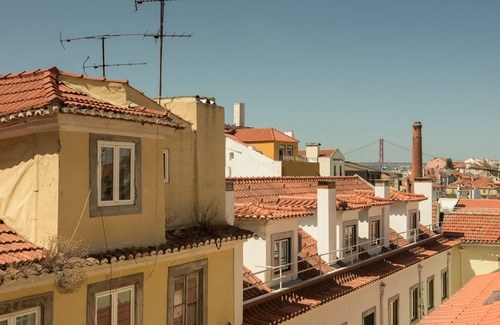 Misericordia Apartment | Light Filled Apartment near Chiado, By TimeCooler