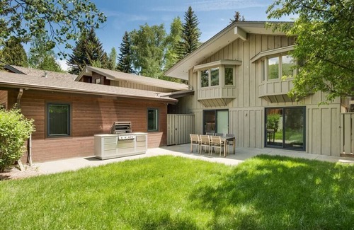 West End House | Light filled Contemporary in prestigious West End