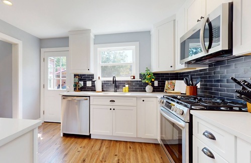 Foxboro House | Light-filled home near stadium and shops with AC, W/D, patio, & games