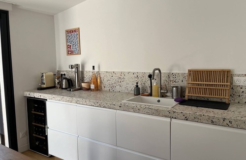 Bonneveine House | Light-filled house 5 minutes' walk from the sea