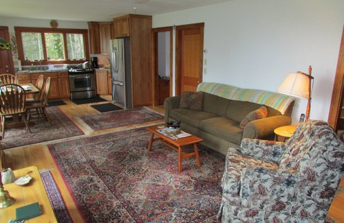 New Harbor Cottage | Light Filled, Woodsy Views, Atlantic Ocean Nearby.