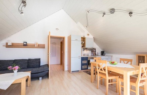 Herdwangen Schoenach Apartment | Light-Flooded Attic Apartment “Lauser DG” in Quiet Area with Wi-Fi & Balcony