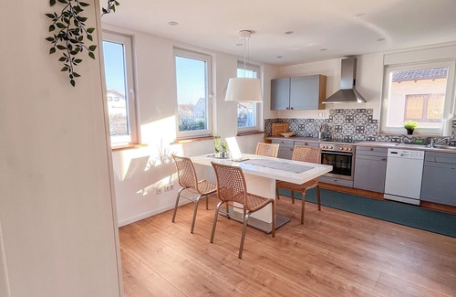 Lorsch Apartment | Light-flooded cozy vacation apartment