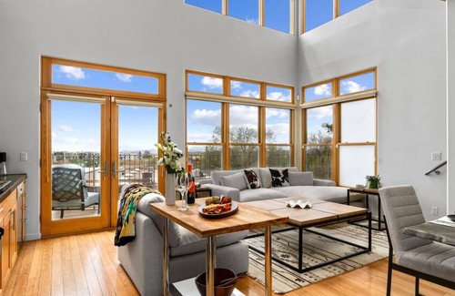 South Capitol Condo | Light Modern Railyard View Loft