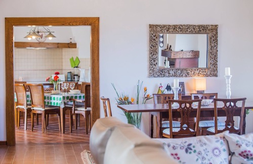 Masdache House | Light & Spacious House in the Vineyard region, just in the middle of the island