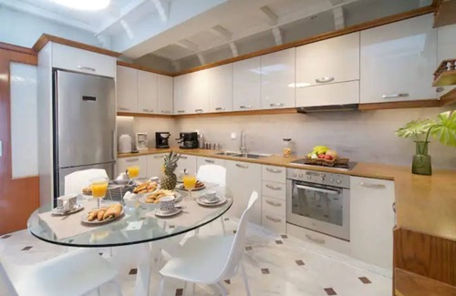 Lixouri Apartment | LIGHT SUITE | M house Suites