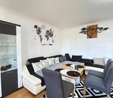 Hlubocepy Apartment | Light & Wood Design - 89 m2 Apartment in Prague