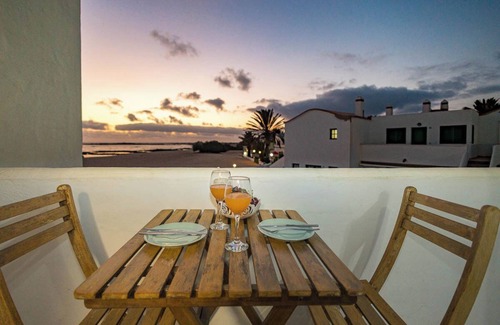 Los Lagos Apartment | Lightbooking Los Lagos El Cotillo