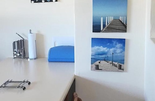 Beacon Bay Apartment | Lighthouse Accommodation