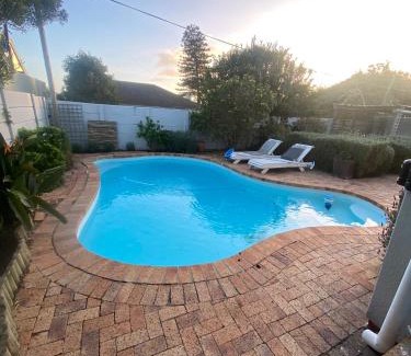 Kommetjie Apartment | Lighthouse Beach cottage
