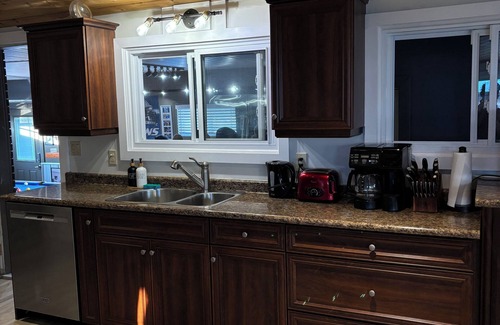 Lighthouse Cove House | Lighthouse Cove Cottage with Canal Lake Access