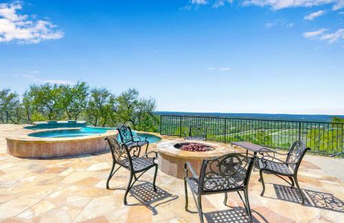 Johnson City House | Lighthouse Hill Ranch - Lighthouse