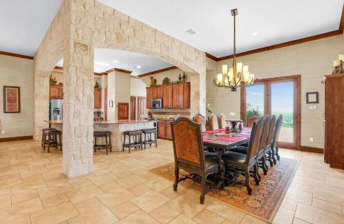Johnson City House | Lighthouse Hill Ranch - Lighthouse