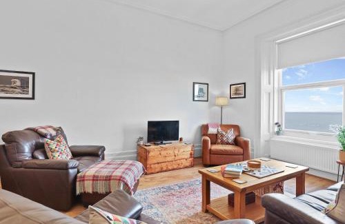 Roker Apartment | Lighthouse Lookout