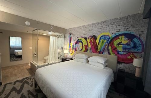 Hannibal Hotel | Lighthouse Suites