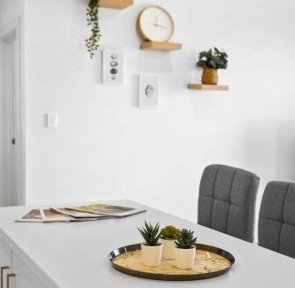 Lightsview Apartment | Lightview Oasis- Modern 2BR Apt- WiFi & Parking