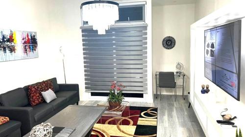 Saint Andrew Apartment | LIGUANEA -ONE BEDROOM OASIS near US EMBASSY