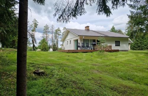 Kadrina Parish House | Liivakõrtsi puhkemaja saunaga