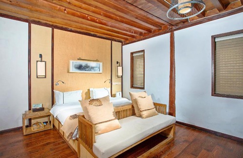 Shuhe Old Town Hotel | Lijiang Cheriton Hotel