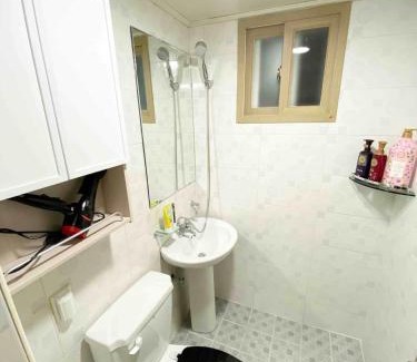 Seolcheon-myeon Villa | Like a local resident near a major tourist attraction in Gyeongju, can store luggage