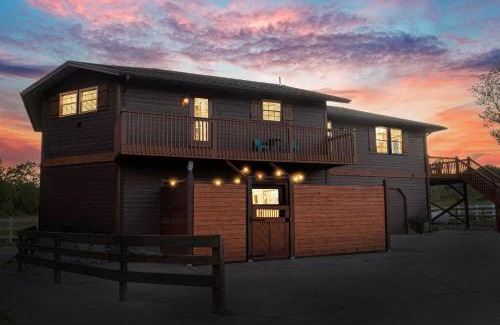 Wears Valley House | Like New Cabin - Indoor Pool - Theater - Game Rm - Views