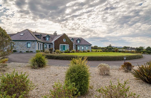 Ballyliffin House | Like walking into a fantastic novel at Inishowen House