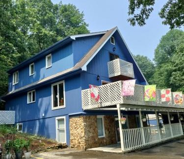 Gnaw Bone Bed & Breakfast | Lil Black Bear Inn