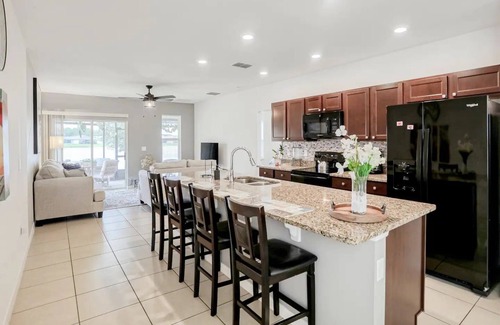 Kissimmee House | Lil Kiss of Sunshine