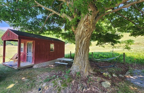 Lewisburg Cabin | Lil Red Ranch House so secluded yet only 10 mins from town.