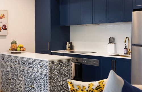 Mudjimba Apartment | Lil Sass on Sassifras - stylish one bedroom apartment, walk to beach