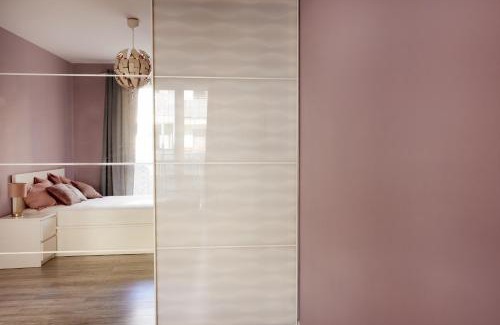 Bialoleka Apartment | Lila apartament