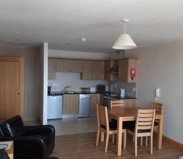Fivemilebourne Apartment | LILA Lake Isle Luxury Aparthotel