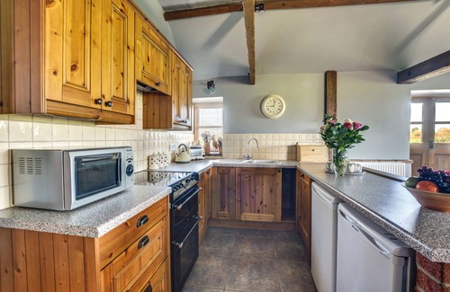Irstead House | Lilac Barn - Two Bedroom House, Sleeps 4