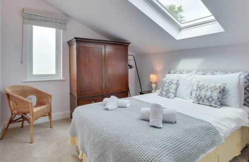 Port-Eynon House | Lilac House in the beautiful Swansea