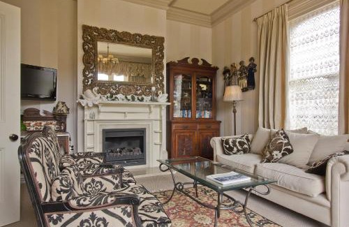 Strowan Bed & Breakfast | Lilac Rose Boutique Bed and Breakfast
