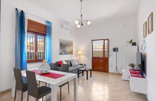 Santa Maria la Carita Apartment | LilaHome: Pompei, accogliente appartamento con posto auto.