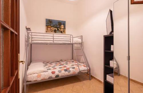 Santa Maria la Carita Apartment | LilaHome: Pompei, accogliente appartamento con posto auto.