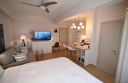 Larissa Apartment | Lilaki